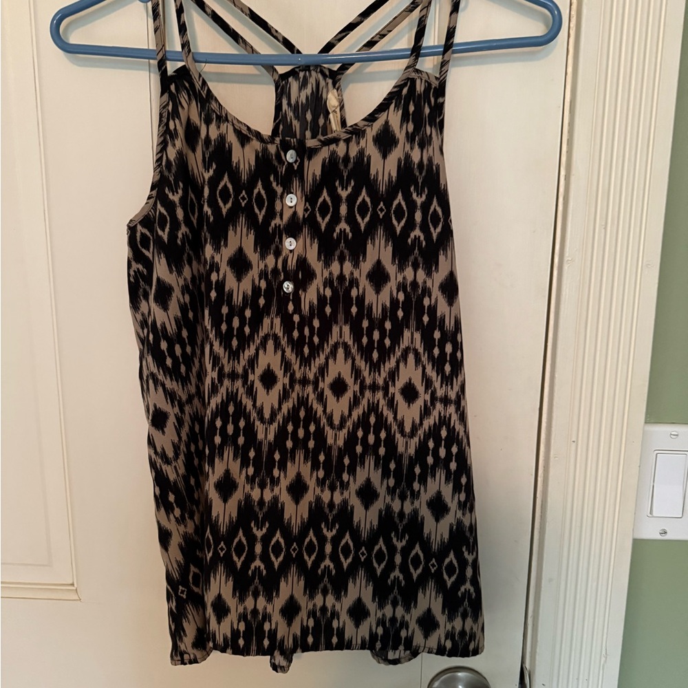 Black and Tan Patterned Women's Top